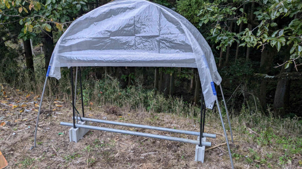 手工具だけを使って、杉の丸太を切り出して割って薪にしてみた